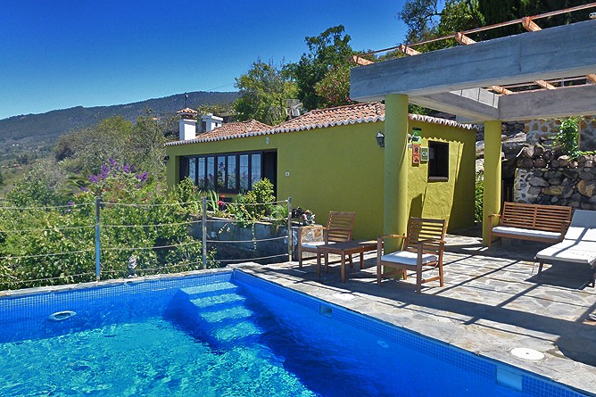 Urlaubsvilla Casa Emilia in Tijarafe - beheizter Pool, Meerblick, Internet - La Palma
