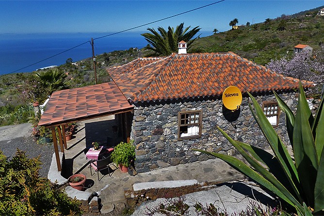Alquiler de casa de turismo rural con vistas al mar - Vacaciones en La Palma