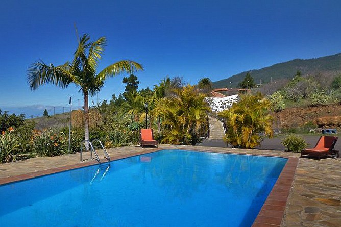 Accommodation with pool and sea view in the countryside - Los Geranios, Tijarafe - San Miguel de La Palma
