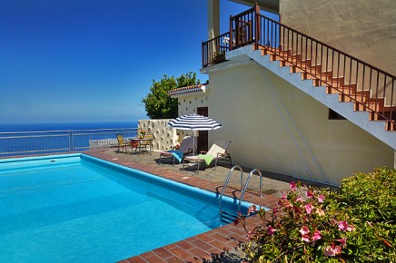 Vacaciones en La Palma - Casa Miranda - piscina, vista al mar, ubicación costera soleada