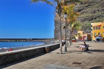 puerto-de-tazacorte-avenida-maritima-promenade