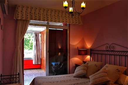 rosy-09