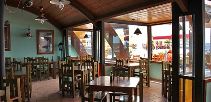 kiosco-teneguia-restaurante-puerto-de-tazacorte-la-palma-sala