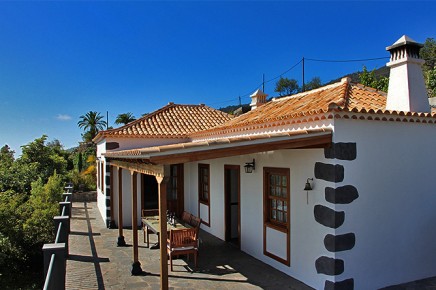Alquiler en el oeste de La Palma: Finca de vacaciones Casa Nicol con vista al mar en Tijarafe