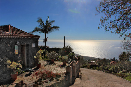 Casa Las Pareditas (piscina climatizada, vista al mar, calefacción central) - Casa de vacaciones - alquileres en El Pinar - Tijarafe La Palma Islas Canarias