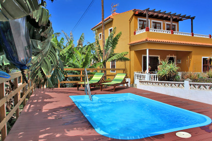 La Palma casa de vacaciones en Tijarafe con piscina - Casa Mica - lado oeste soleado, clima cálido