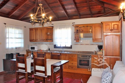 Wohnzimmer und Küche - La Palma Ferienhaus mit Meerblick - Casa Mavi - La Punta, Tijarafe
