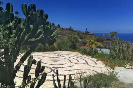 Labyrinthplatz - La Palma Ferienhaus mit Meerblick und Internet