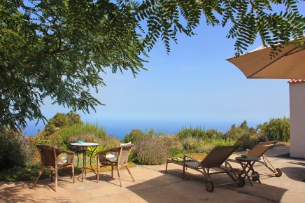 Finca privada en Puntagorda - Internet, vista al mar, ubicación aislada en el lado oeste de La Palma (Canarias) - Casa Sonrisa
