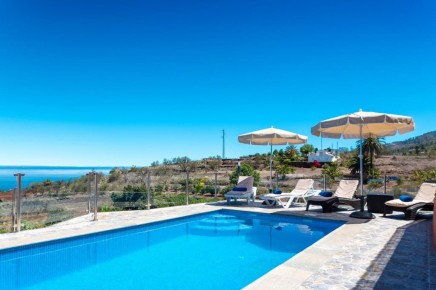 La Palma Puntagorda - Casa la Viña" con piscina (climatizada) y vista al mar
