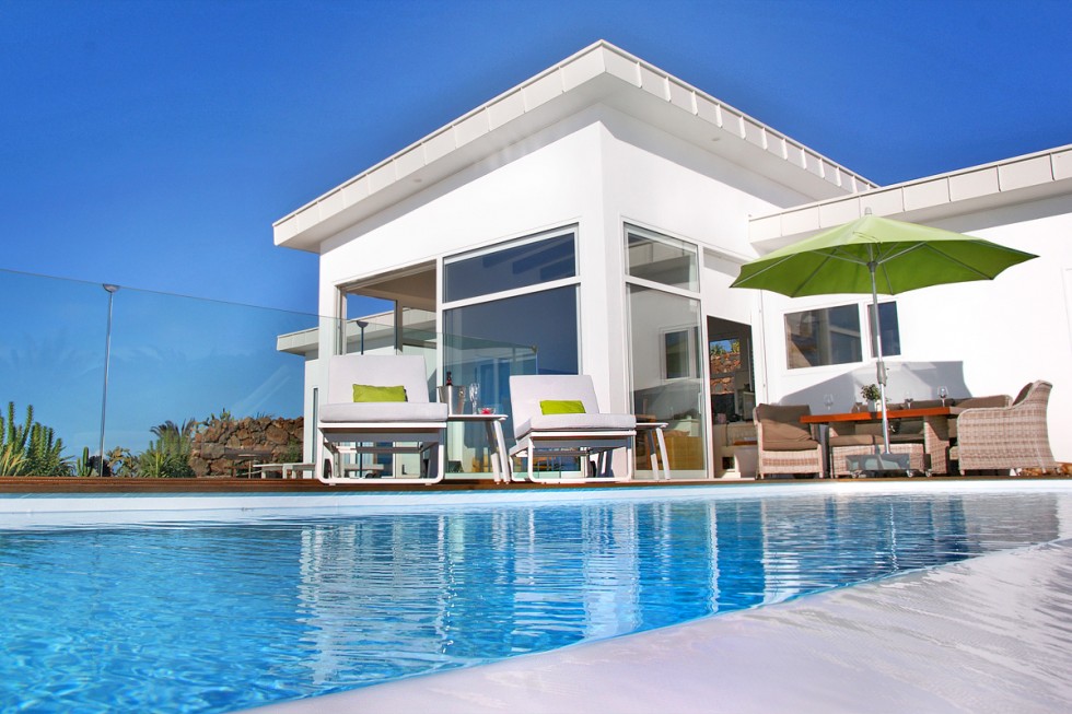 Heated infinity pool (green electricity, solar) -on La Palma for rent - Villa Perla del Mar in Puntagorda