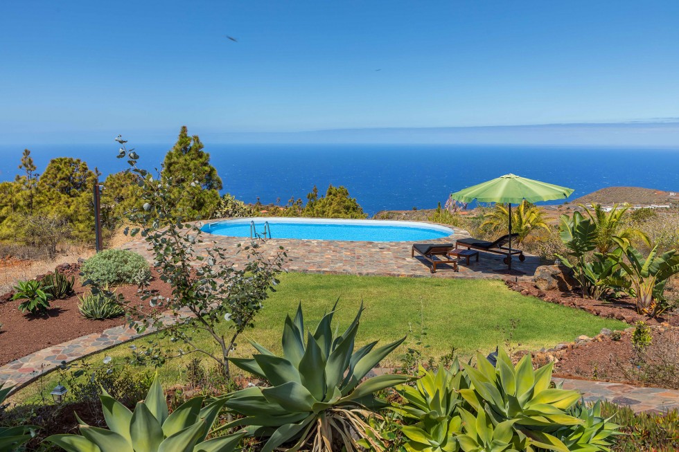 Private holiday home with pool in Puntagorda - La Palma - Casa Los Alamos