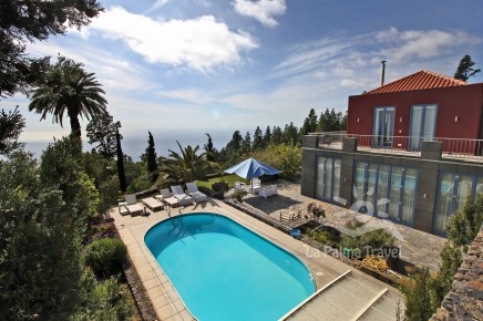 Villa Atlantico Tijarafe Luxus Ferienhaus mit beheiztem Pool und Meer-Sicht mieten
