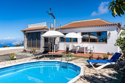 Casa Lina Tijarafe - Holiday home with pool